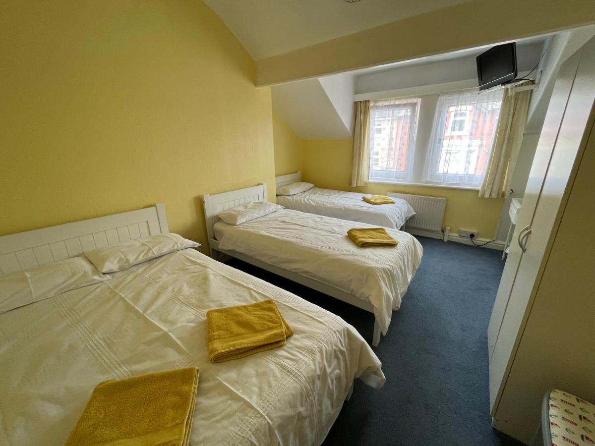 בלקפול Glenroyd Guesthouse מראה חיצוני תמונה