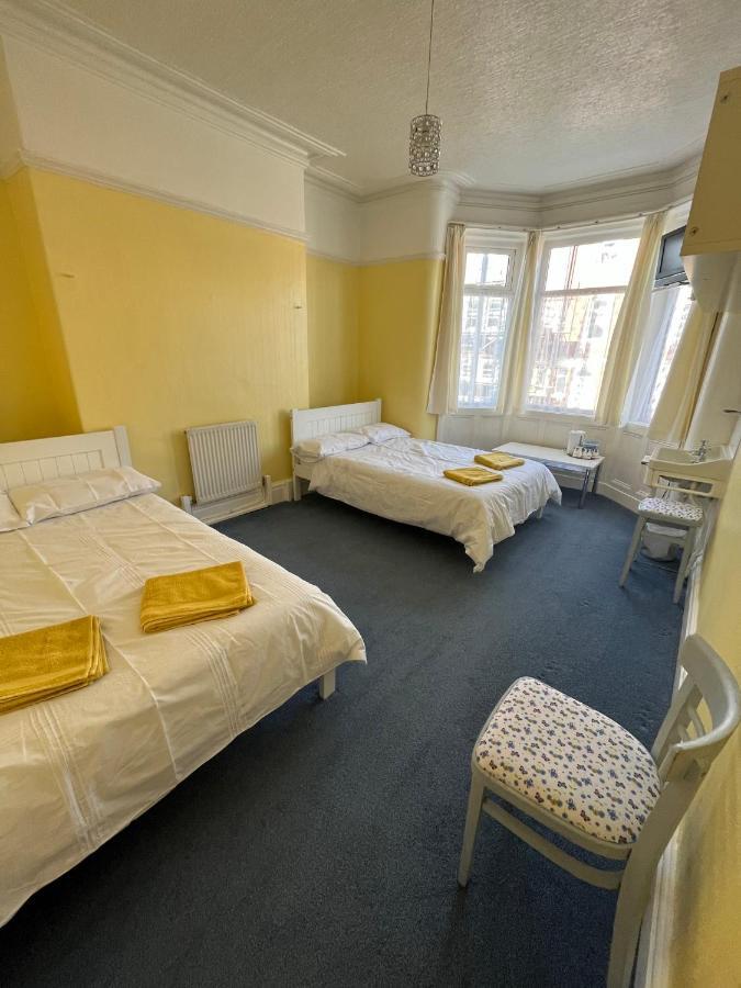 בלקפול Glenroyd Guesthouse מראה חיצוני תמונה